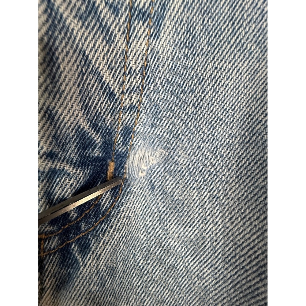 Guess Jeans Tapered Leg Women 30 Light Wash Blue Vintage High Rise FLAWS BB010 - Picture 3 of 13